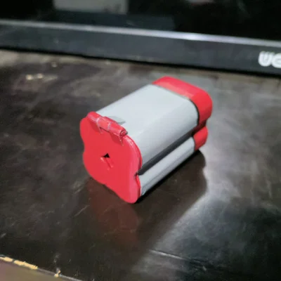 Hộp đựng 4 pin AA