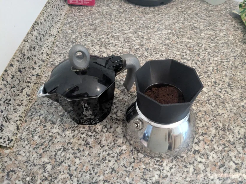 Phễu Đổ Cà Phê Cho Ấm Bialetti Moka Induction 2 Cup Tiện Lợi - Image 2