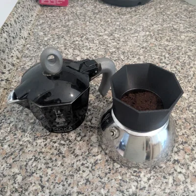 Phễu Đổ Cà Phê Cho Ấm Bialetti Moka Induction 2 Cup Tiện Lợi