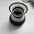 Bình hoa mini Monochrome Ripple – Đồ trang trí kết cấu hai màu - Thumbnail 4