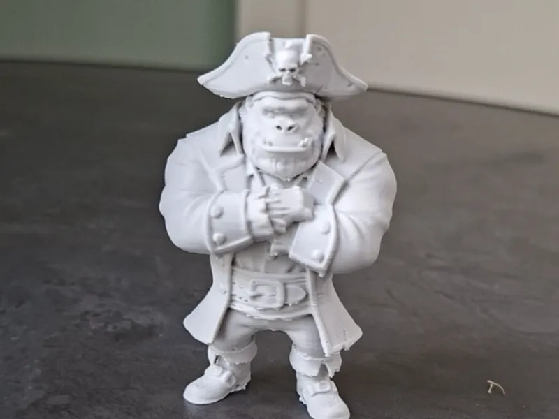 Mô hình Khỉ đột Cướp biển (Pirate Gorilla Miniature) - Image 1