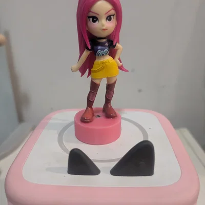 Đế Tonnie tùy chỉnh (Custom Tonnie Base)