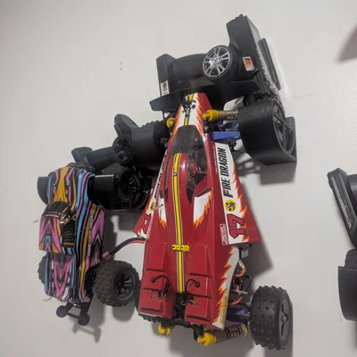 Giá treo bánh xe RC gắn tường