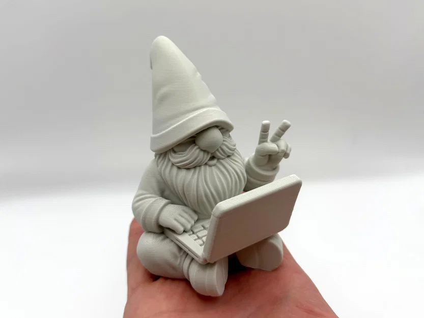 Mô hình Gnome dùng Laptop trang trí - Image 1