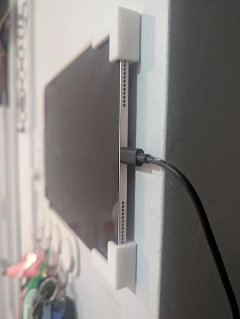 Giá treo tường cho iPad Air Gen 5 - Image 2