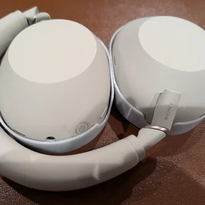 Nắp che bụi cho tai nghe Sony