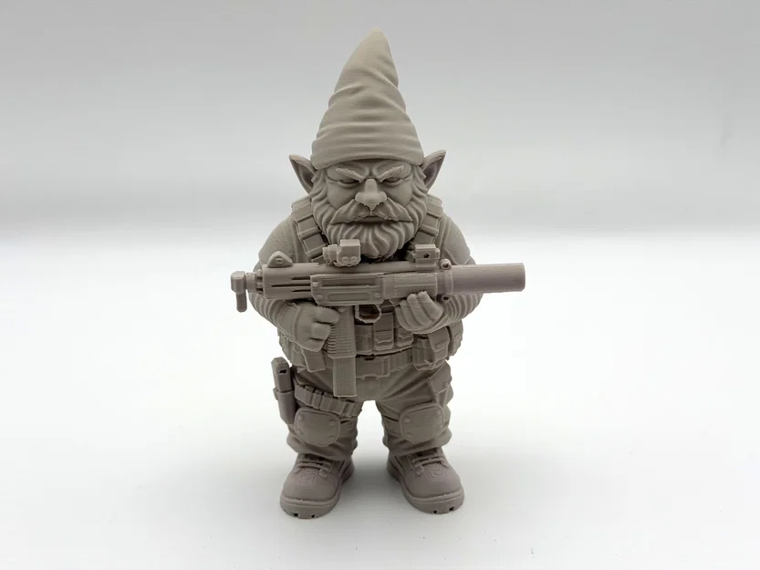 Chú lùn giữ vườn Tactical Uzi - Image 2