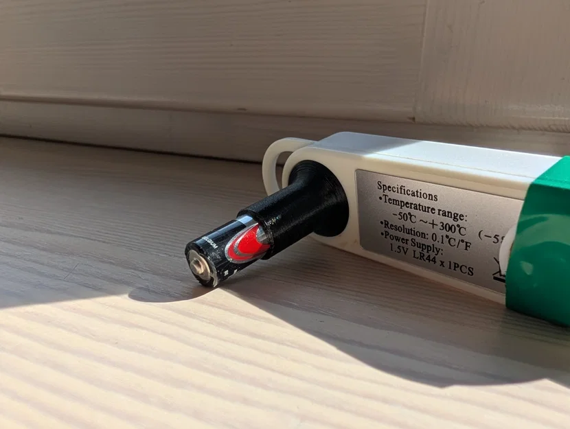 Bộ chuyển đổi pin AAA cho nhiệt kế TP300 tiện lợi - Image 1