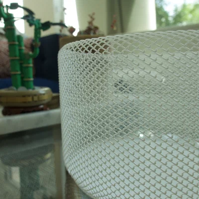 Thùng rác thiết kế dạng lưới (Mesh Styled Trashcan)
