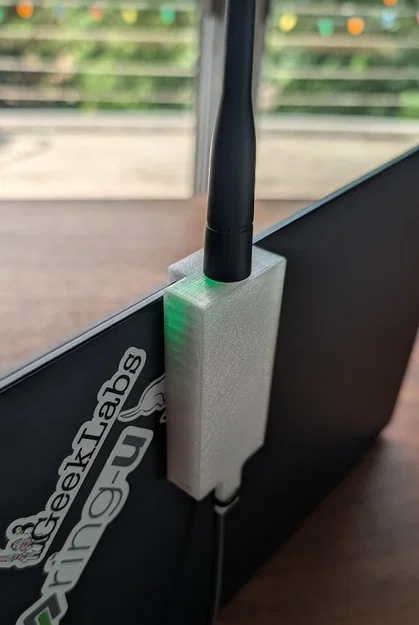 Vỏ treo Meshtoad cho màn hình laptop - Image 1