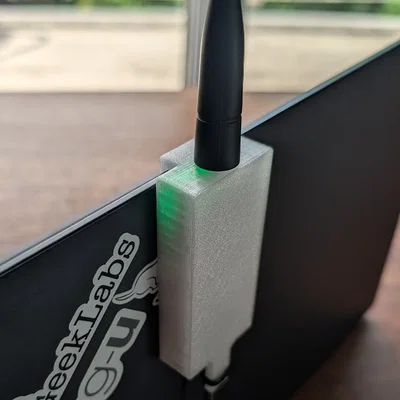 Vỏ treo Meshtoad cho màn hình laptop