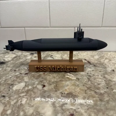 Mô hình tàu ngầm USS Michigan 727 SSBN