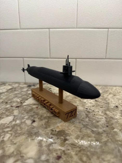 Mô hình tàu ngầm USS Michigan 727 SSBN - Image 2
