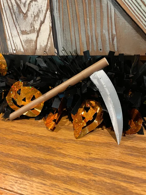 Mô hình Lưỡi hái mini (Mini Scythe) trang trí Halloween - Image 1