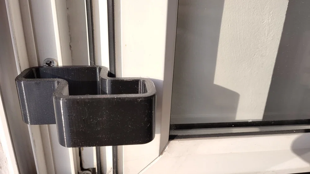 Phụ kiện chặn cửa sổ Window Keeper 3D - Giữ cửa cố định an toàn - Image 1