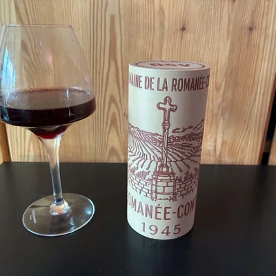 Mô hình nút bần Romanée-Conti 1945