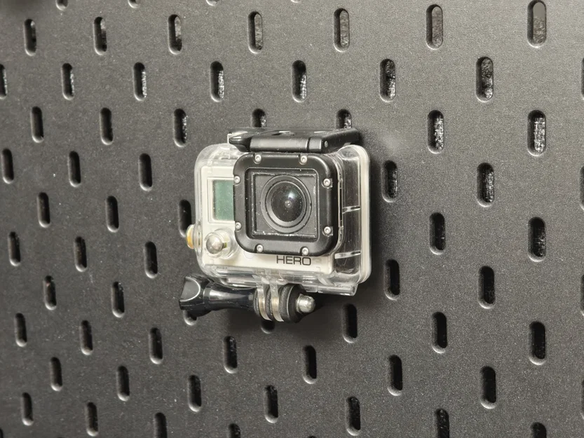 Giá treo GoPro Hero 3 trên bảng IKEA Skadis tiện lợi - Image 1