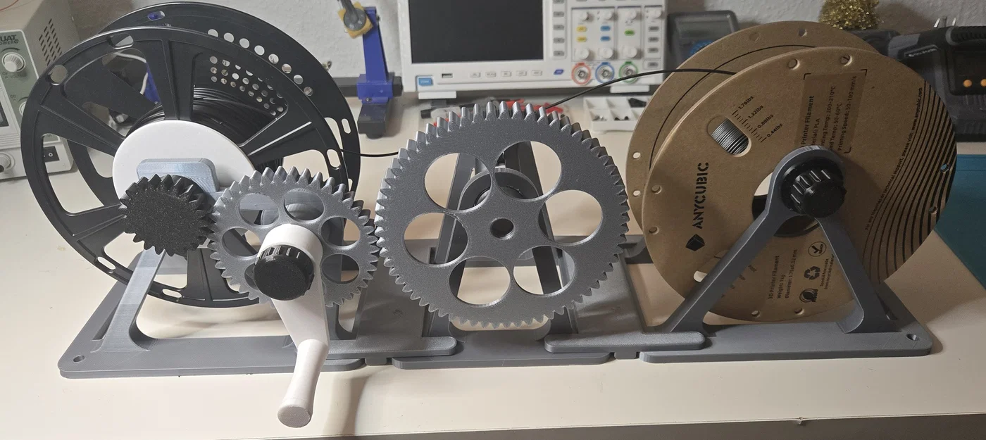 Bản Remix của dụng cụ quấn cuộn nhựa Filament (Filament Spool Winder) - Image 1