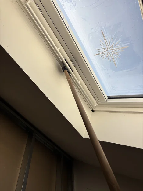 Dụng cụ hỗ trợ đóng mở cửa sổ mái Velux từ máy in 3D - Image 2