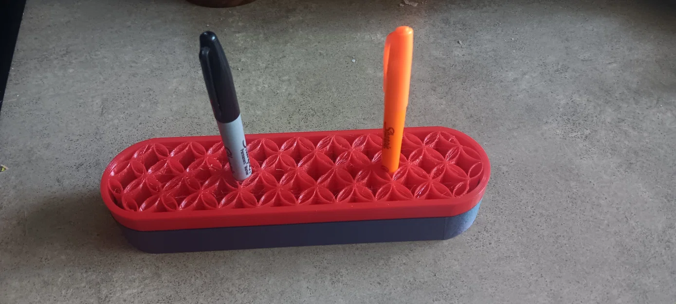 Khay cắm bút, cọ trang điểm đa năng in 3D (TPU & PLA) - Image 1