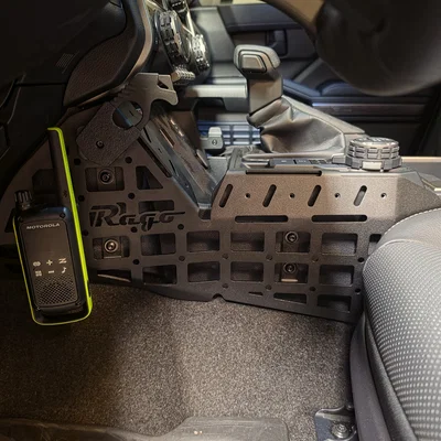 Hệ thống Gắn Phụ kiện MOLLE Panel