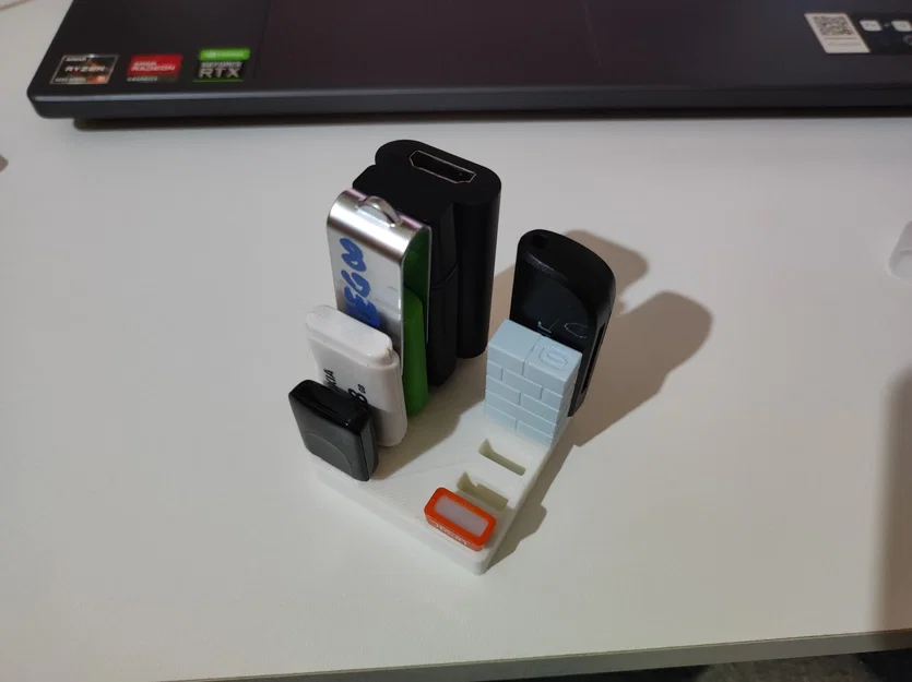 Giá đỡ USB tiện lợi - Image 3