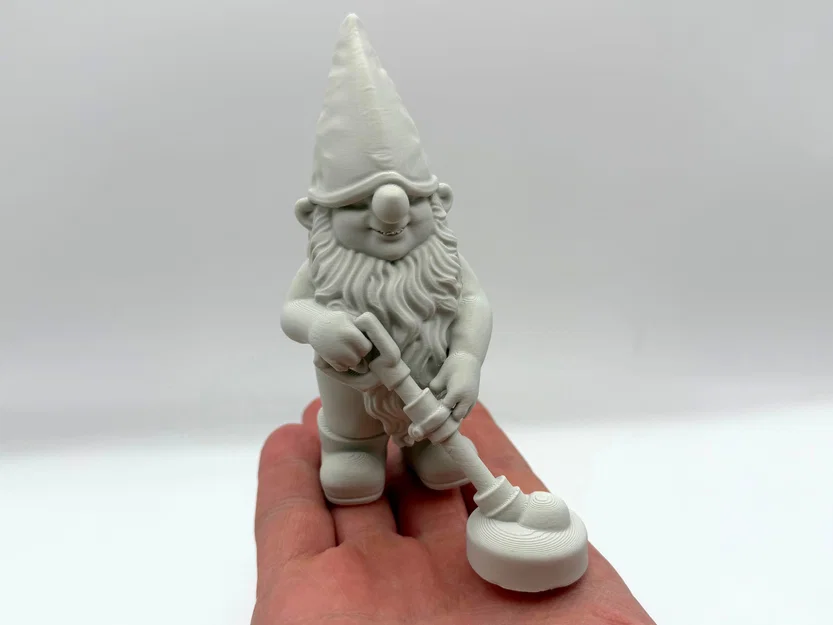 Chú Lùn Cắt Cỏ Vui Nhộn - Funny Wedgetrimmer Gnome - Image 1