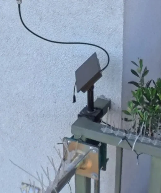 Giá đỡ lắp đặt cho trạm LoRa - Image 1