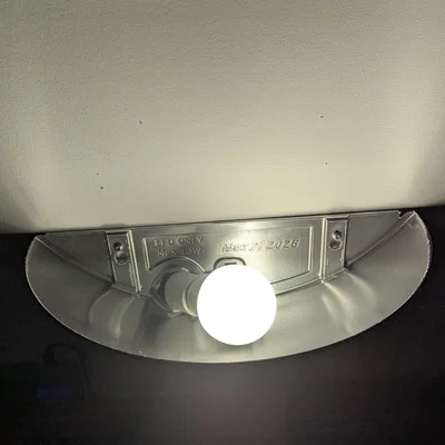 Đèn treo tường hình bán nguyệt (Halfmoon Wall Lamp) in 3D