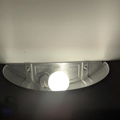 Đèn treo tường hình bán nguyệt (Halfmoon Wall Lamp) in 3D