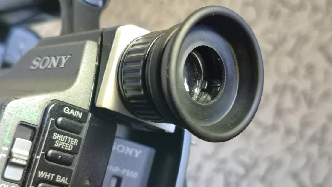 Ngàm chuyển Viewfinder cho PD170 - Image 2