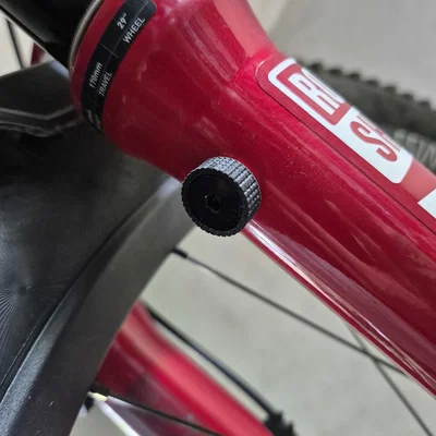 Nắp che bảo vệ van chân phuộc Rockshox Zeb (Lyric, Boxxer)