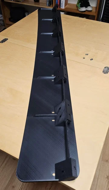 Spoiler chắn gió cho tấm pin mặt trời trên Jeep Wrangler JK - Image 3