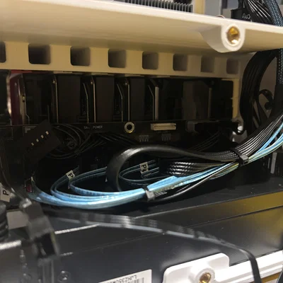 Khung 8-Bay 3U cho ổ cứng 3.5 inch gắn tủ rack 10 inch - Lab Rax