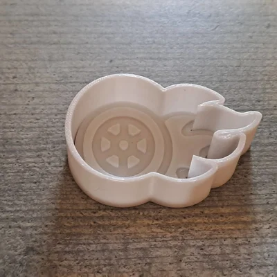 Khuôn cắt bánh quy hình bánh xe rực lửa Flaming Wheel độc đáo
