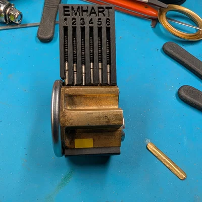 Emhart Loader - Công cụ hỗ trợ lắp ráp lõi khóa Emhart cho Locksport