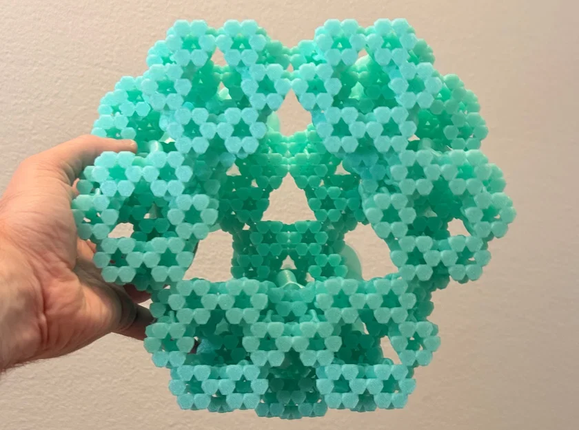 Mô hình Fractal Khối Tứ Diện Cụt Tự Đồng Dạng | Cấp độ 3 - Image 1