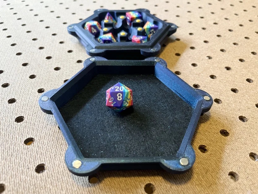 Hộp Đựng Xúc Xắc Phép Thuật Kèm Khay Đổ (Arcane Dice Box) - Image 3