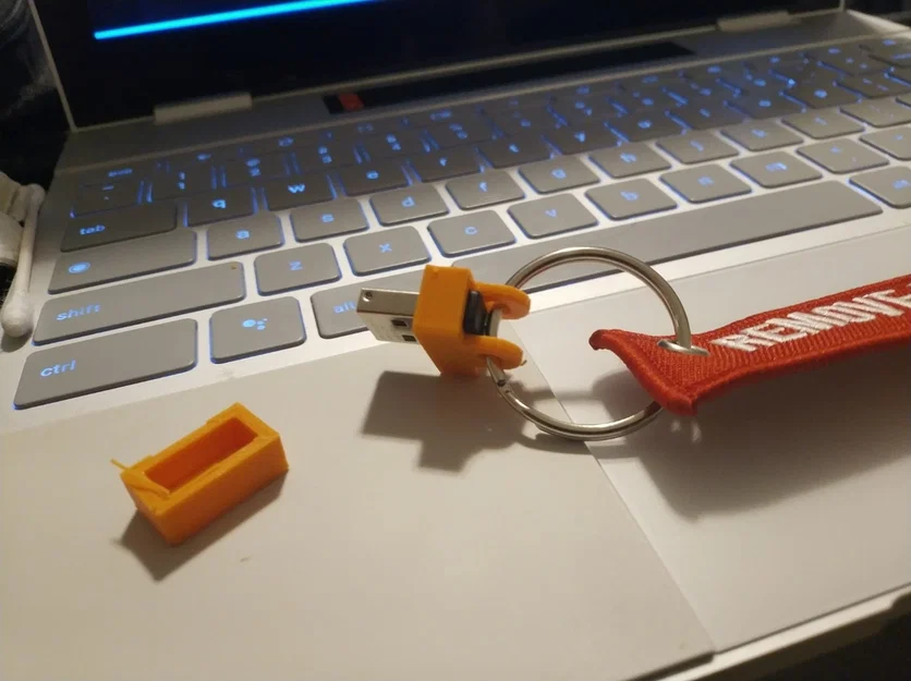 Vỏ Móc Khóa Cho USB Logitech Unifying Receiver (In 3D) - Image 1