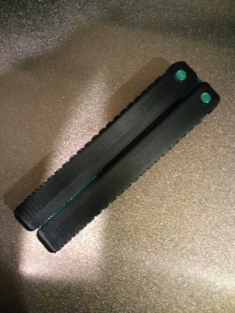 Mô hình dao bướm Butterfly Knife tập kỹ năng in 3D - Image 2