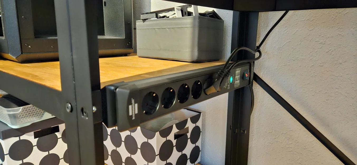 Ngàm gắn ổ cắm Brennenstuhl vào kệ IKEA BROR - Image 1
