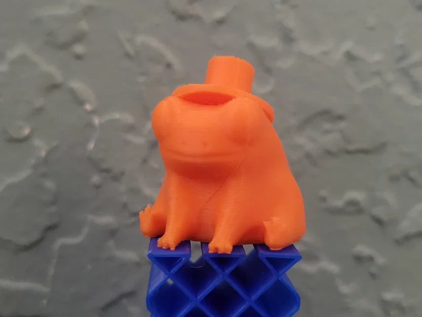 Mô hình 3D chú ếch Fred đội mũ chóp (top hat) cực đáng yêu - Image 1
