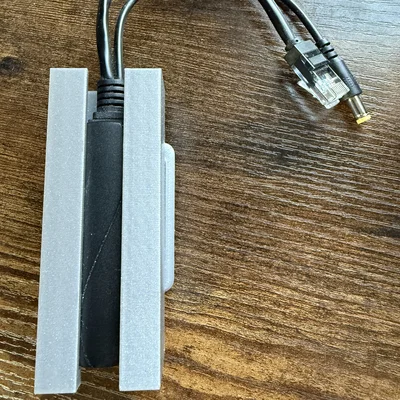 Ngàm gắn PoE Splitter lên thanh ray DIN cho SSR
