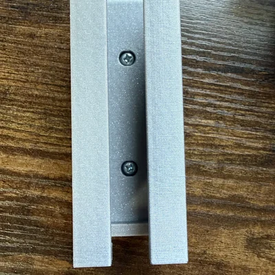 Ngàm gắn PoE Splitter lên thanh ray DIN cho SSR