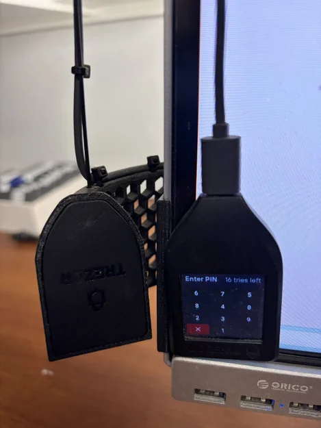 Giá đỡ màn hình cho Trezor T - Image 1