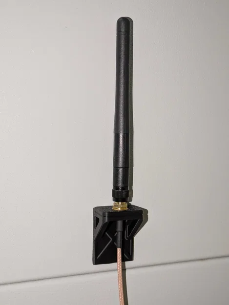 Giá đỡ treo tường cho cáp SMA Antenna Pigtail - Image 1