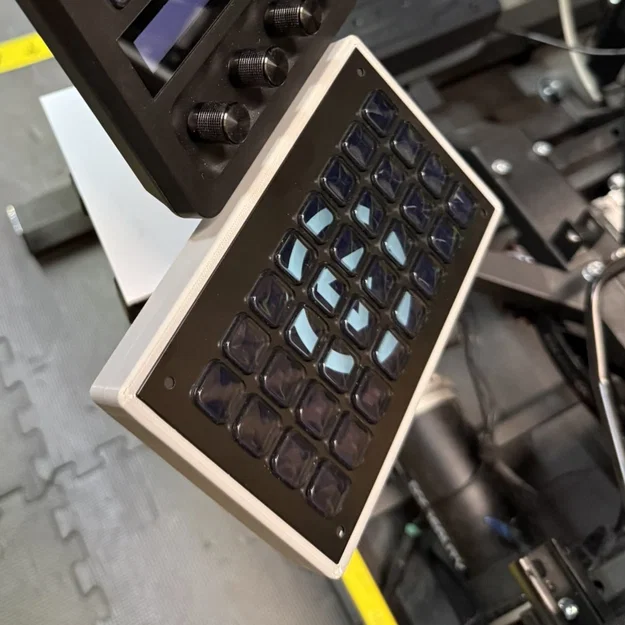 Vỏ gắn RAM Mount cho mô-đun Stream Deck XL - Image 1