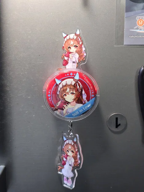 Giá treo tường Otaku Goods: Trưng bày Standee Acrylic và Móc khóa - Image 5