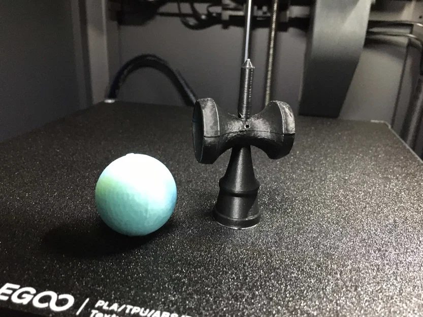 Mô hình Kendama mini trang trí - Phụ kiện móc khóa độc đáo - Image 2