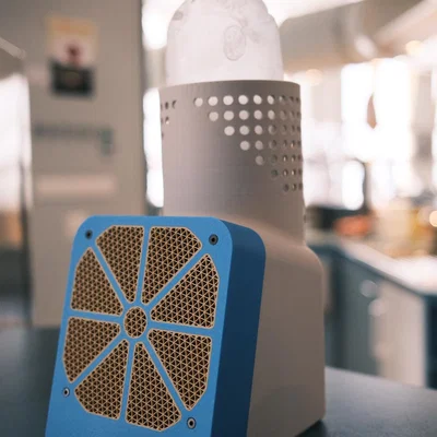 Bottle Fan – Quạt để bàn kết hợp làm mát bằng chai đá (Quạt PC 120mm)